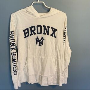 New York Yankees Long Sleeve with Hood